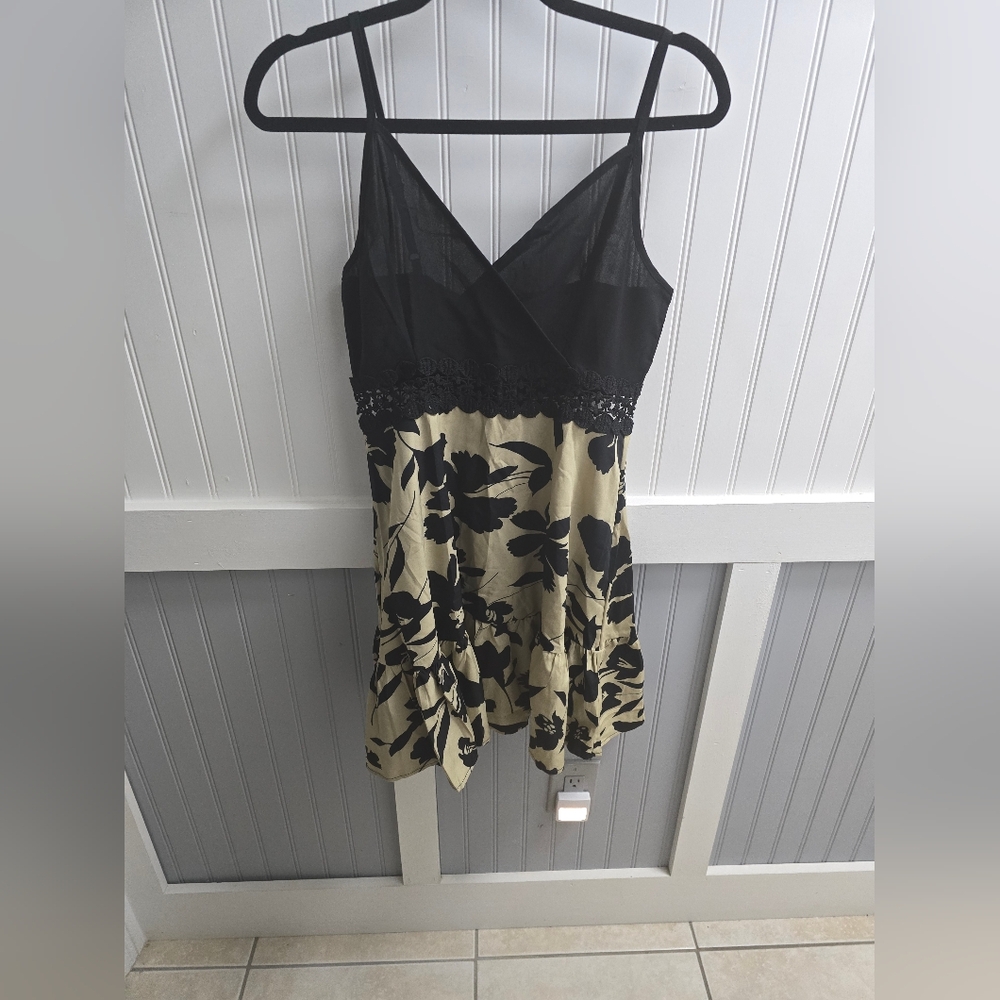 Black and tan floral print dress